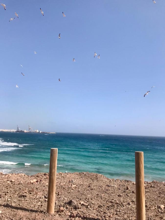 Fuerteventura Beach Vacations And Blue Mango Surf&Fitness Center At Charco بويرتو ديل روزاريو المظهر الخارجي الصورة